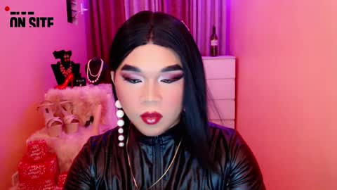 Queen Mireska online show from December 9, 2024, 12:40 pm