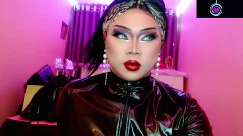 Queen Mireska online show from July 4, 2026, 4:02 pm