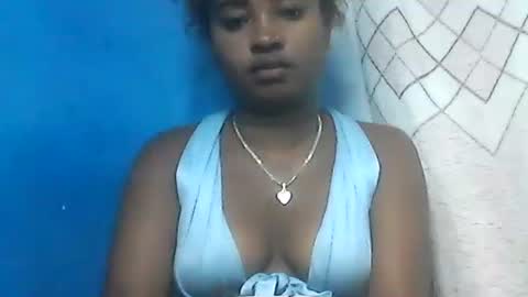 amielle_01 online show from May 7, 2026, 12:38 am