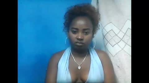 amielle_01 online show from May 8, 2026, 1:22 am