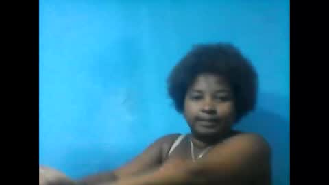 amielle_01 online show from May 21, 2026, 9:11 pm