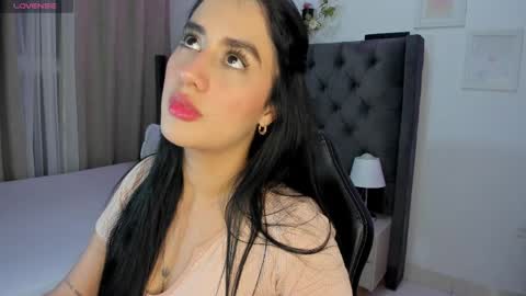 Amira sweet online show from April 25, 2026, 1:30 am