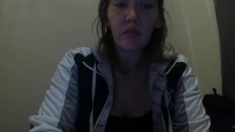 amileamariestar online show from December 22, 2024, 8:05 am