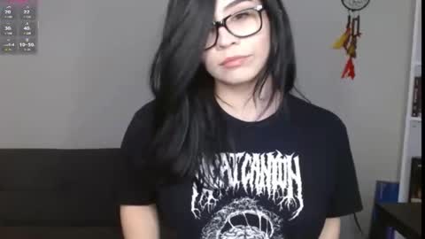 amilust online show from February 15, 2026, 10:17 pm