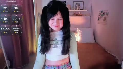 Snapshot of amlie_mini chatting on July 5, 2026, 9:49 am amlie_mini online show from July 5, 2026, 9:49 am