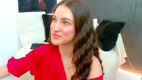 Snapshot of ammirra_a chatting on June 24, 2026, 4:22 am Amira online show from June 24, 2026, 4:22 am