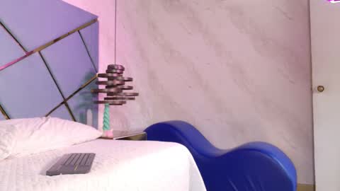 ammy durand online show from September 8, 2025, 7:24 pm