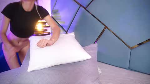 ammy durand online show from February 15, 2026, 7:10 pm