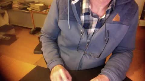 Amor2200 online show from November 8, 2025, 3:56 pm