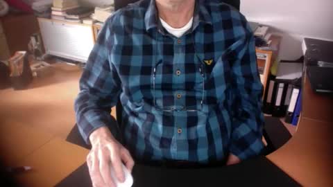 Amor2200 online show from February 24, 2026, 8:12 am