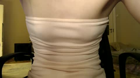 Snapshot of amoremeoww chatting on January 2, 2025, 8:57 pm miss unforgettable online show from January 2, 2025, 8:57 pm