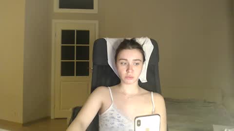 Snapshot of amoremeoww chatting on January 12, 2025, 4:08 pm miss unforgettable online show from January 12, 2025, 4:08 pm