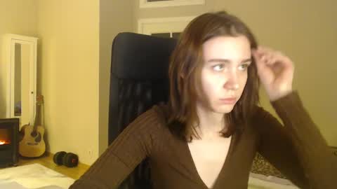 Snapshot of amoremeoww chatting on January 22, 2025, 6:10 pm miss unforgettable online show from January 22, 2025, 6:10 pm