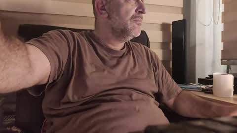 AmorLin online show from March 25, 2026, 4:24 pm