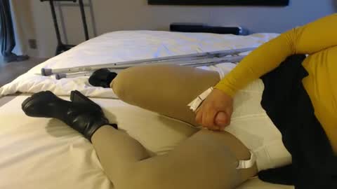 Snapshot of amputee_trans chatting on March 9, 2026, 10:08 am amputee_trans online show from March 9, 2026, 10:08 am