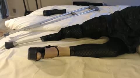 Snapshot of amputee_trans chatting on March 13, 2026, 8:32 am amputee_trans online show from March 13, 2026, 8:32 am