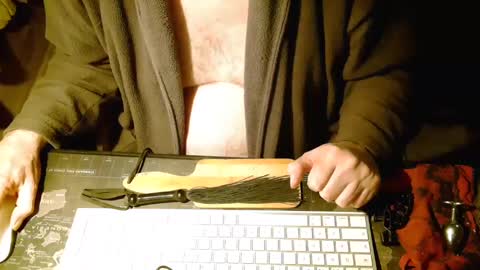 amslave4f online show from February 21, 2025, 11:54 pm