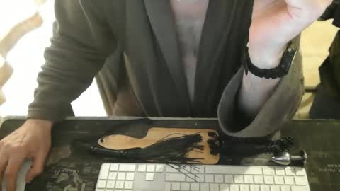 Snapshot of amslave4f chatting on May 7, 2026, 7:58 am amslave4f online show from May 7, 2026, 7:58 am