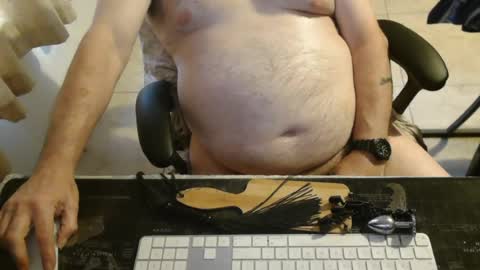 amslave4f online show from July 18, 2026, 8:01 pm