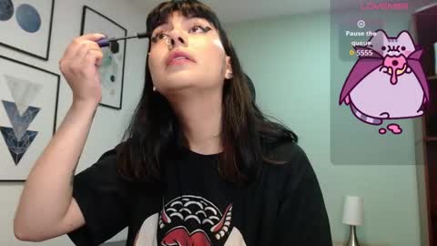 Amy 3 online show from April 15, 2026, 4:41 am