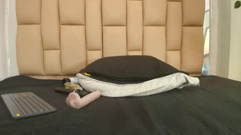 Snapshot of amy__wats0n chatting on February 4, 2025, 7:33 pm amy__wats0n online show from February 4, 2025, 7:33 pm