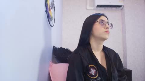 Snapshot of amy__wats0n chatting on October 21, 2025, 7:14 pm amy__wats0n online show from October 21, 2025, 7:14 pm