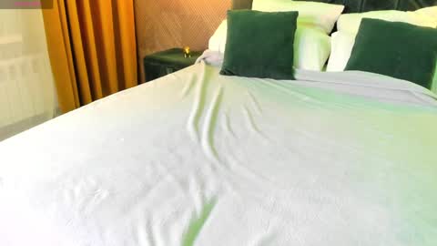 AmyGMT 2 Mon-Sun  0300am-0900am  online show from April 20, 2026, 9:23 am