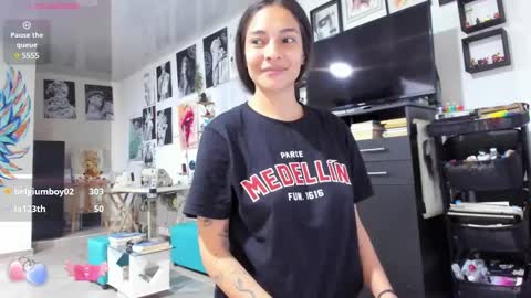 AmyEloise online show from March 12, 2025, 11:44 pm