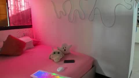 AmyEloise online show from November 5, 2025, 6:30 pm