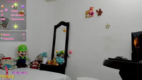 Snapshot of amy_jones07 chatting on February 12, 2025, 10:15 pm Amy online show from February 12, 2025, 10:15 pm