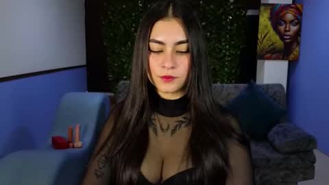 Amy online show from November 7, 2025, 7:36 pm