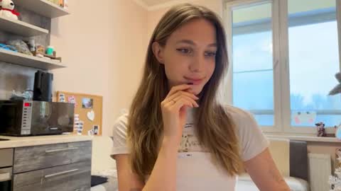 Snapshot of amy_meoww chatting on December 23, 2025, 10:57 am amy_meoww online show from December 23, 2025, 10:57 am