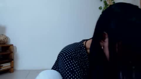 amy mur online show from December 1, 2025, 7:19 pm