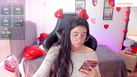 Amy sophia 3 online show from February 18, 2025, 6:15 pm