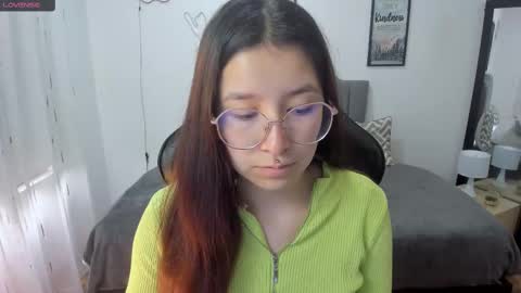 Amy sophia 3 online show from October 6, 2025, 12:57 pm