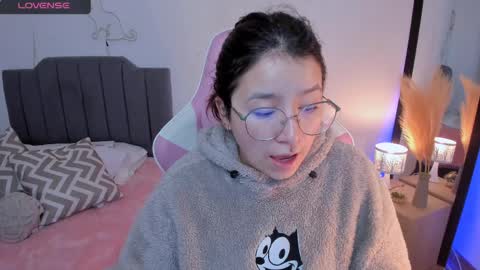 Amy sophia 3 online show from April 7, 2026, 11:10 am