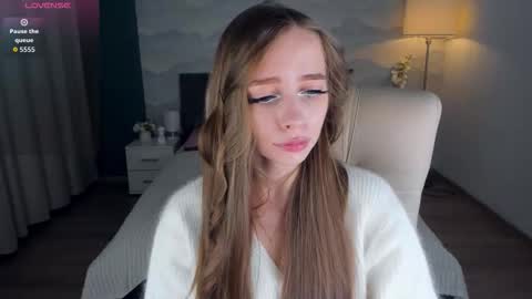 Amy online show from September 17, 2025, 7:04 pm