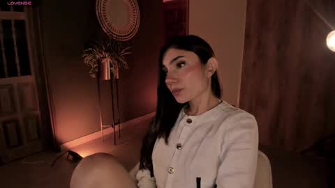 Snapshot of amyarmstrong chatting on February 25, 2025, 11:55 pm Amy Armstrong online show from February 25, 2025, 11:55 pm