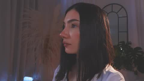 Amy Armstrong online show from November 9, 2025, 2:15 pm