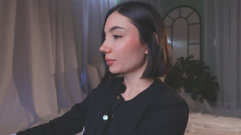 Amy Armstrong online show from March 31, 2026, 10:43 pm