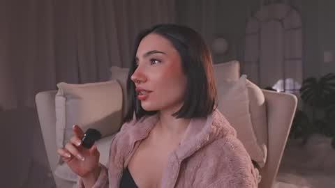 Amy Armstrong online show from April 8, 2026, 12:10 am