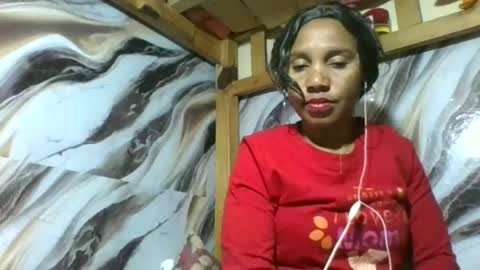 Amyatche online show from June 18, 2026, 6:35 am