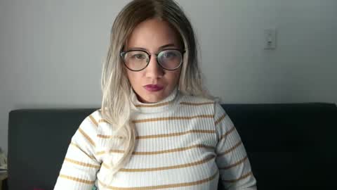 amycosplay99 online show from February 7, 2025, 3:55 am