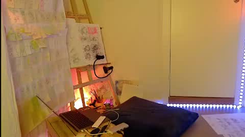 amydreamgirl online show from May 31, 2026, 9:16 pm