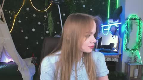 Snapshot of amynox chatting on March 4, 2026, 5:35 am Amy online show from March 4, 2026, 5:35 am