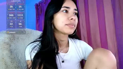 Amy ... Nice to meet u   thumb up me please its important online show from November 18, 2025, 5:12 am