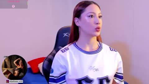 Snapshot of amypond__ chatting on January 12, 2026, 6:24 pm Amy online show from January 12, 2026, 6:24 pm