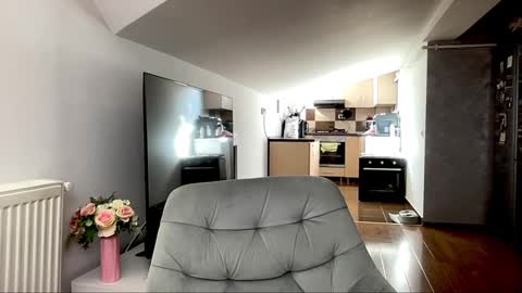 Snapshot of amyroberta92 chatting on March 4, 2025, 7:30 am amyroberta92 online show from March 4, 2025, 7:30 am