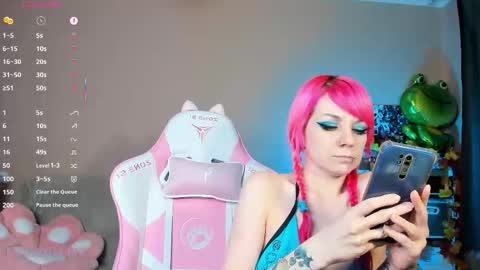 Amy Rose online show from October 5, 2025, 7:34 pm