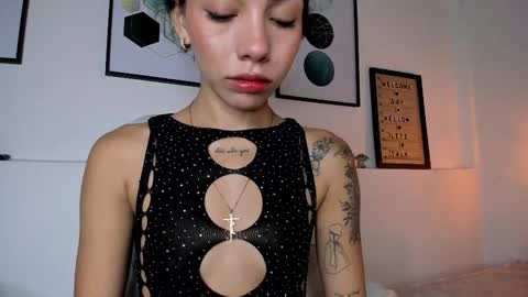 Amy online show from December 19, 2025, 11:28 am